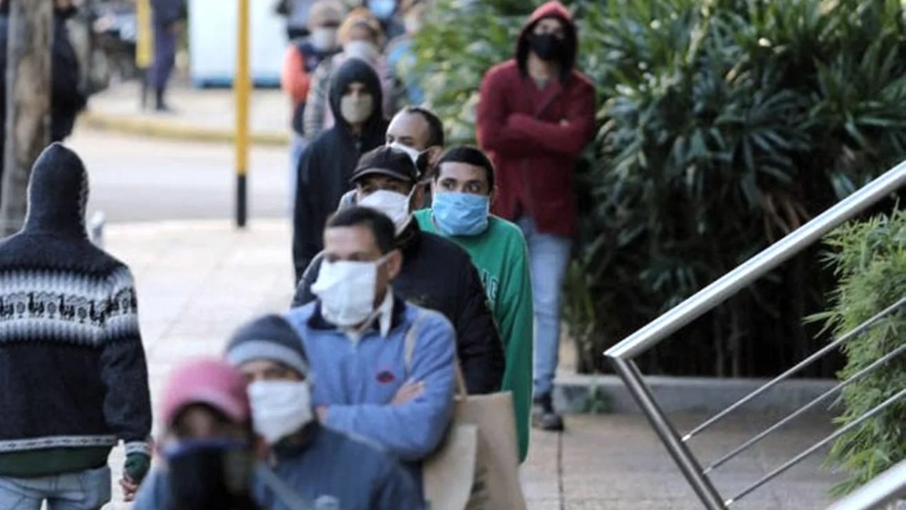 Las transferencias del Estado a los más vulnerables triplicaron a las de 2002 