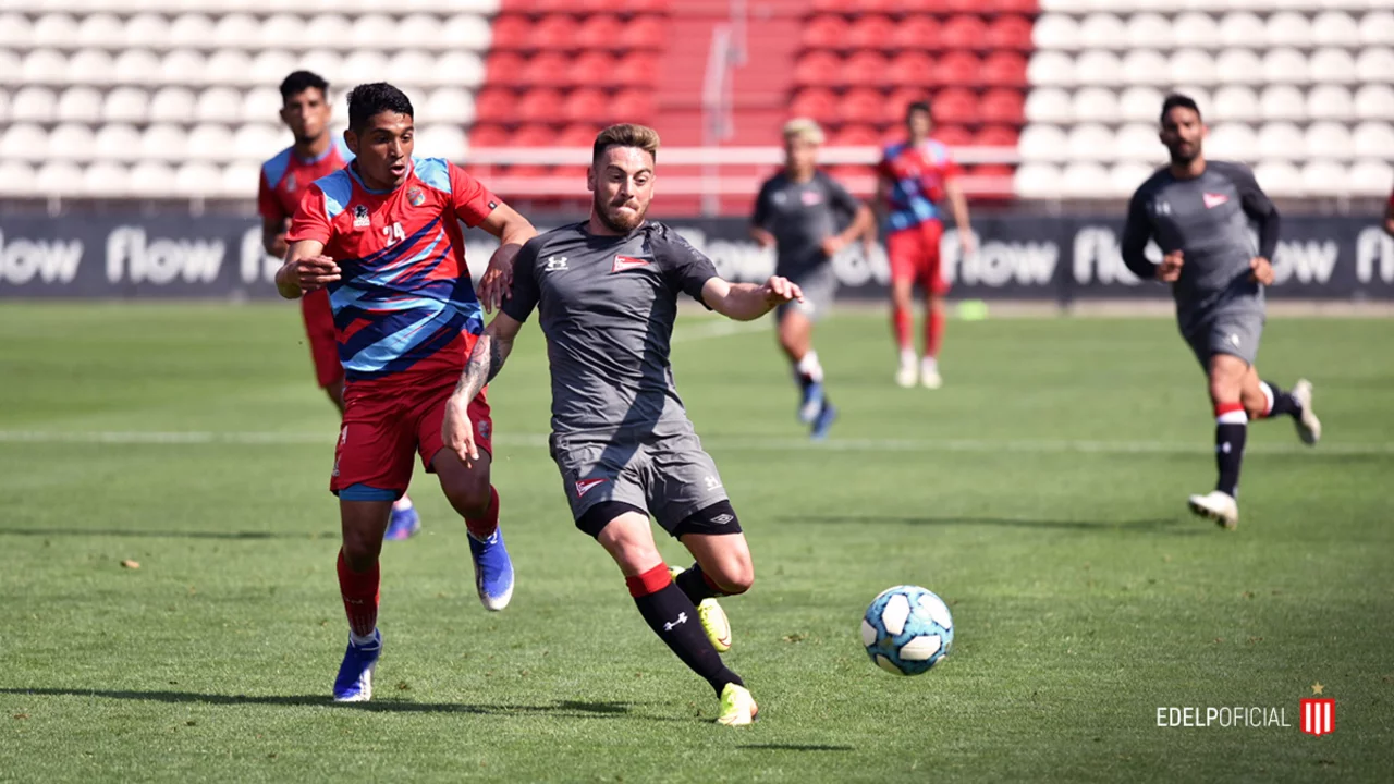 Estudiantes venció a Arsenal