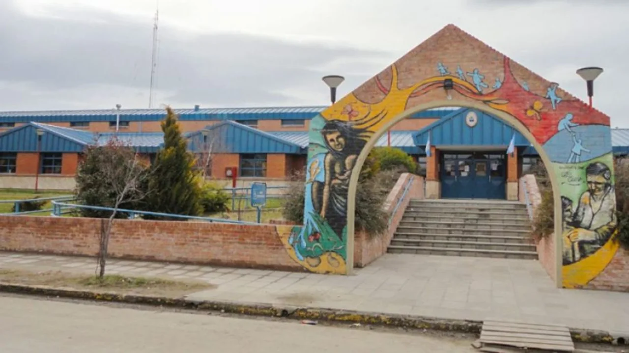 Un paciente con Covid-19 se escapó del hospital para ver a su mamá
