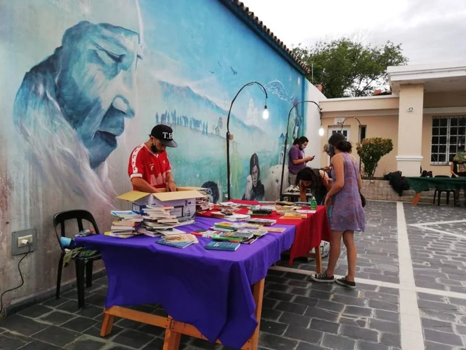 Se presenta la Feria del Libro en Nono