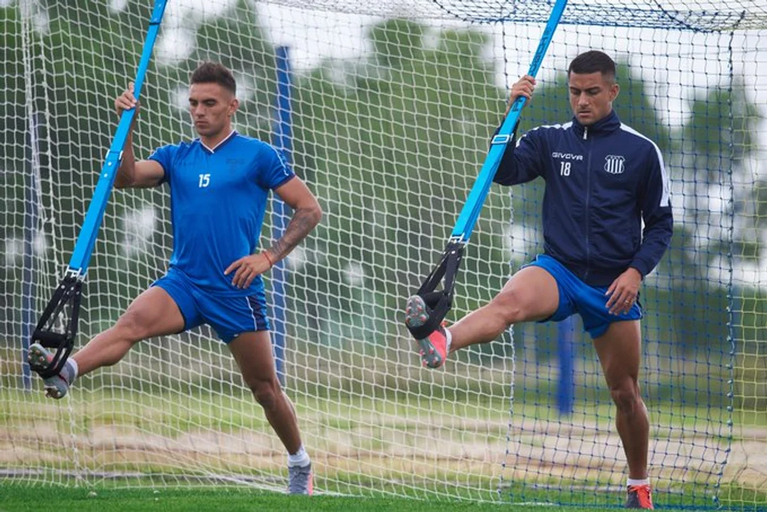 El Cacique comenzó a delinear el once para recibir a Patronato