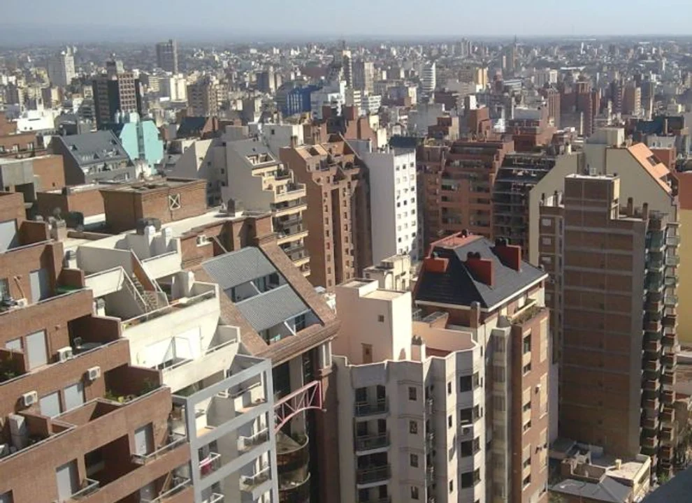 Servicios y alquileres se llevan el 94% de un sueldo básico