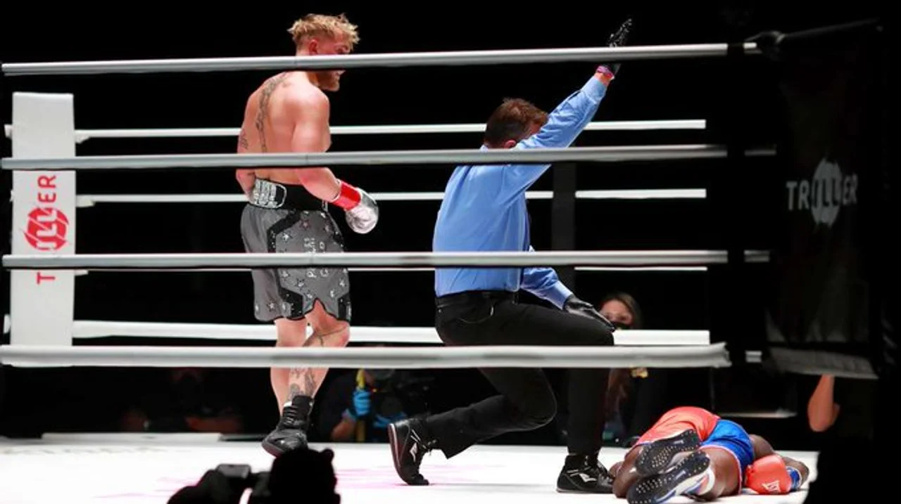 Un youtuber durmió en el primer round a un exluchador de UFC