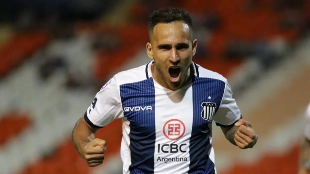El particular festejo de Fragapane al conquistar el gol de Talleres