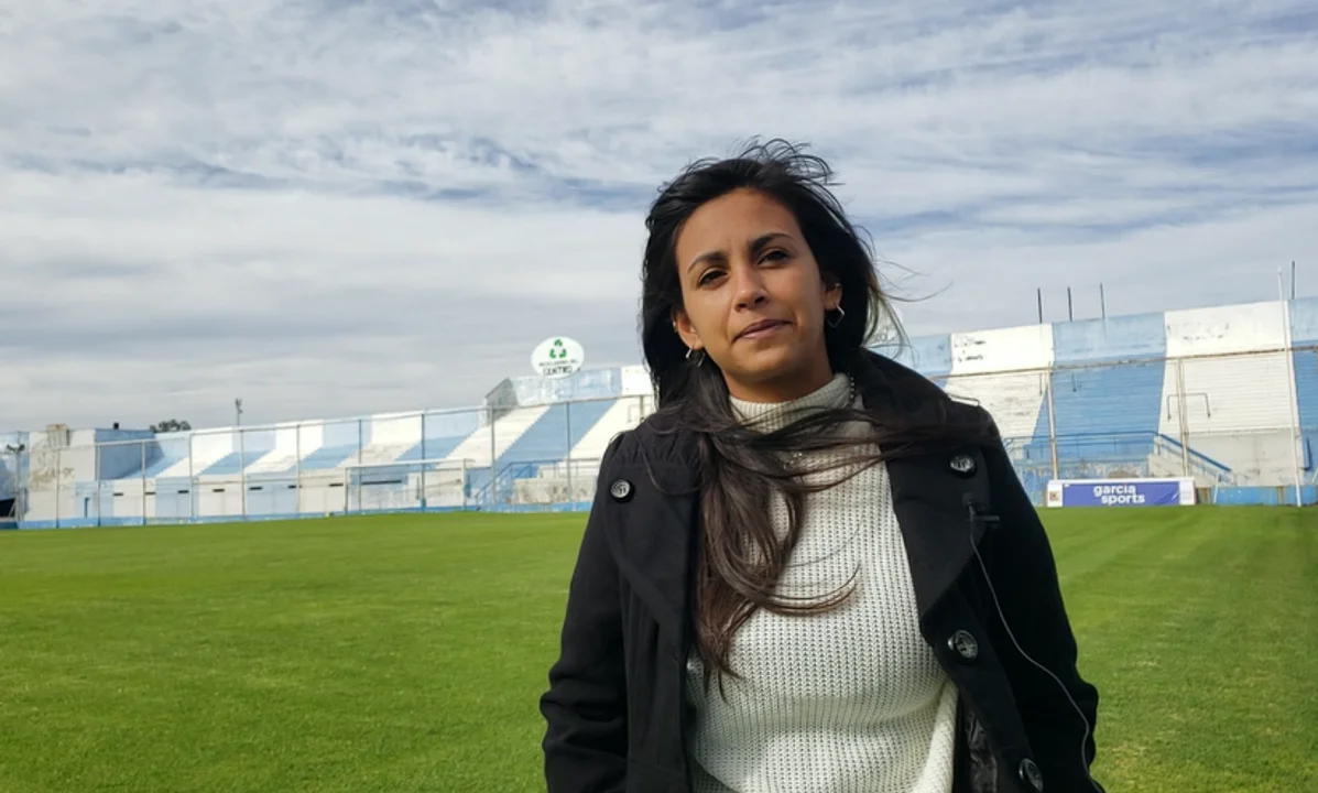 Erika Fronteras, la DT de Racing: "Sueño con un fútbol mixto"