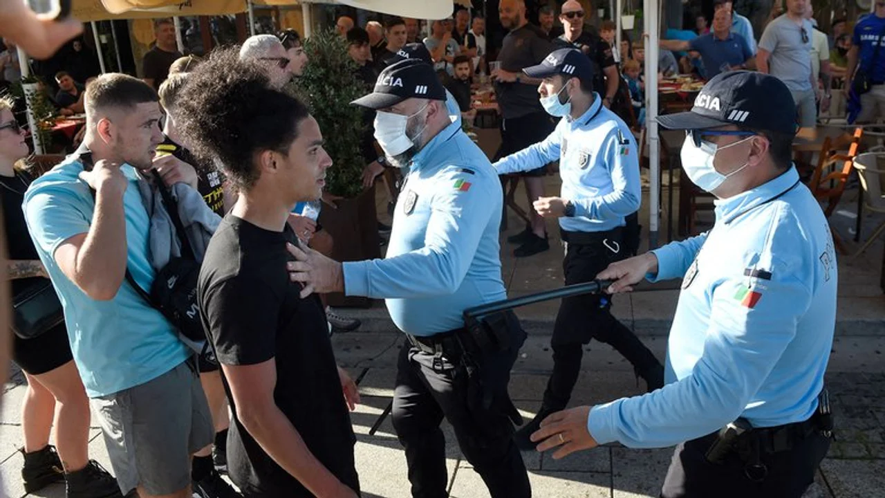 Peleas entre hooligans y con la Policía en la previa de la final de la Champions