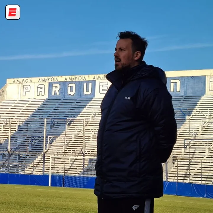 EL “Ogro” Fabbiani debutó como DT con una derrota