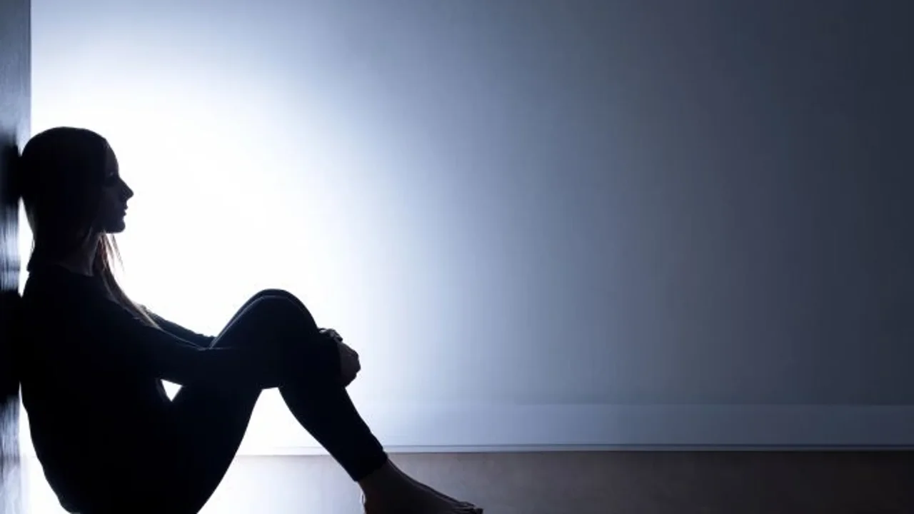 Polémica en España: una joven se suicidó y dejó tuits programados