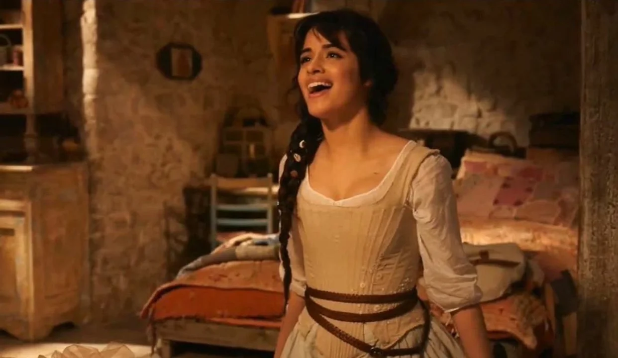 Camila Cabello es una Cenicienta empoderada