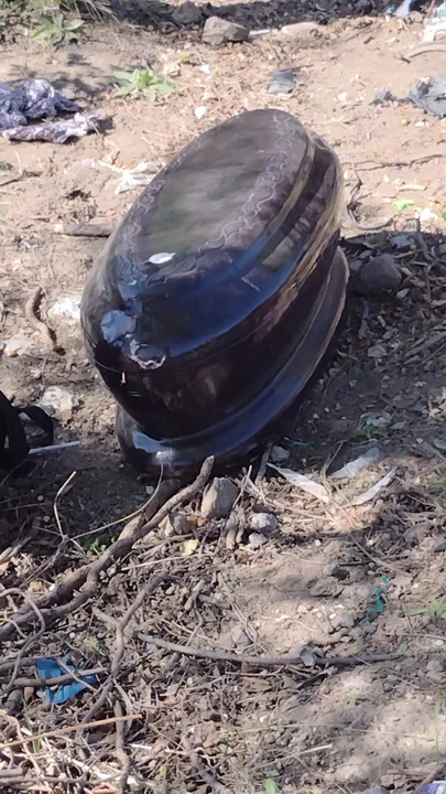 Ataúd encontrado en un baldío en Villa Carlos Paz.