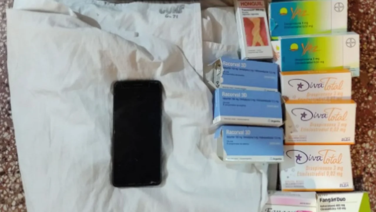Elementos sustraídos de la clínica Reyna Fabiola. Foto Policia de Córdoba
