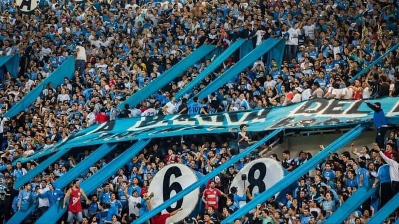 Barra Brava Photos on X: La Banda de Talleres