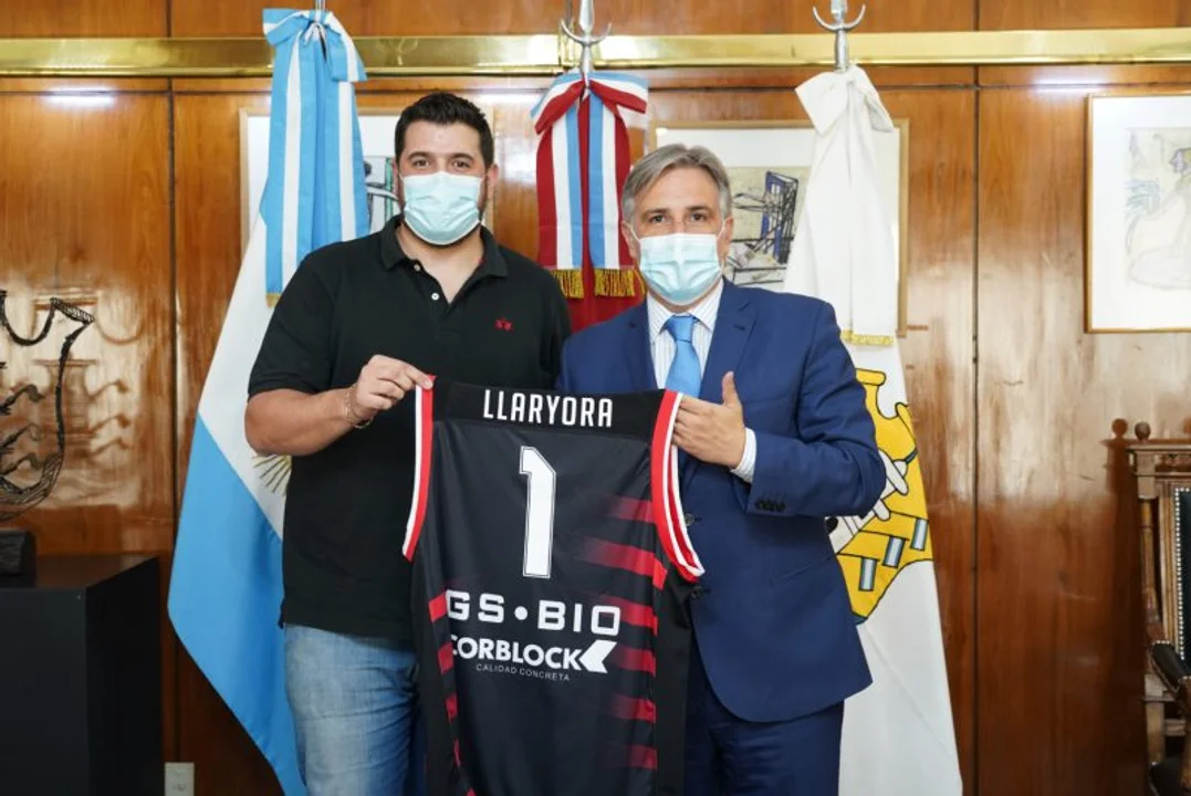 Juan Manuel Cavagliatto junto al Intendendente de la Ciudad de Córdoba, Martín Llaryora