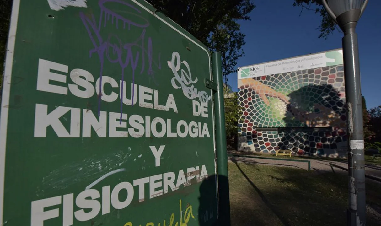 Escuela de KInesiología y Fisioterapia. Foto: Facundo Luque