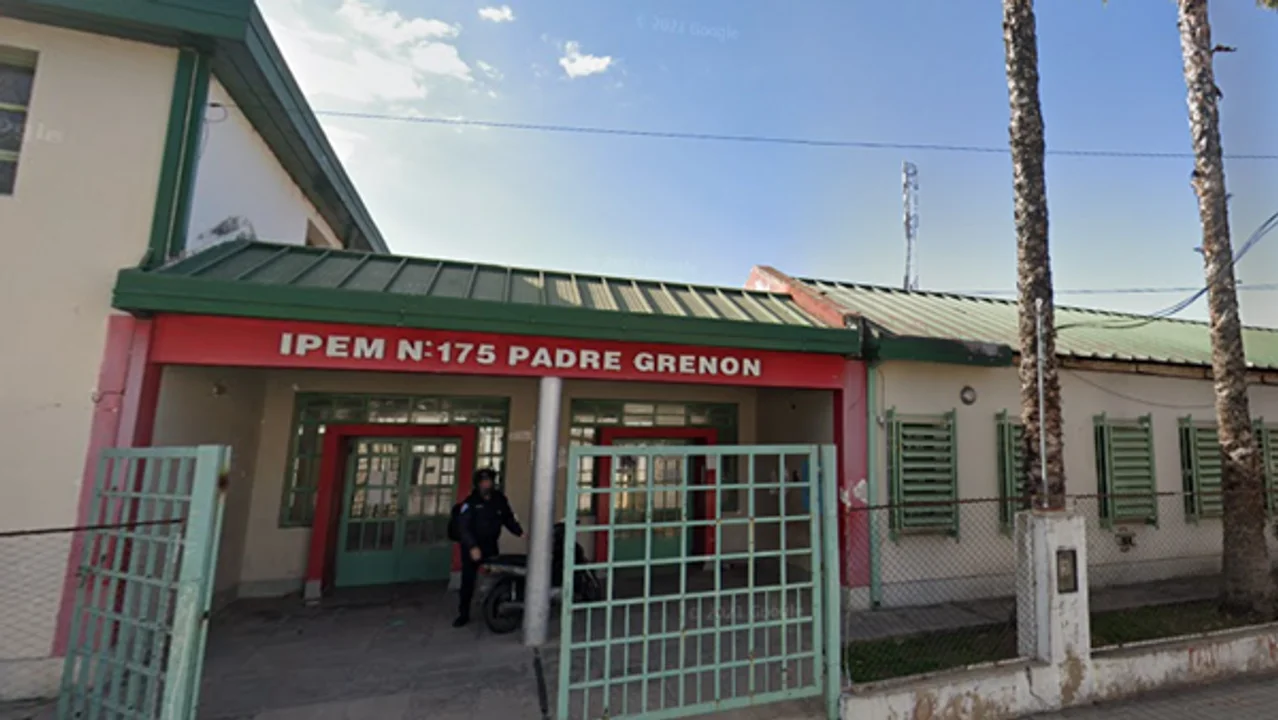 Hay temor entre los docentes por nuevos contagios de coronavirus. Imagen:  Street view.