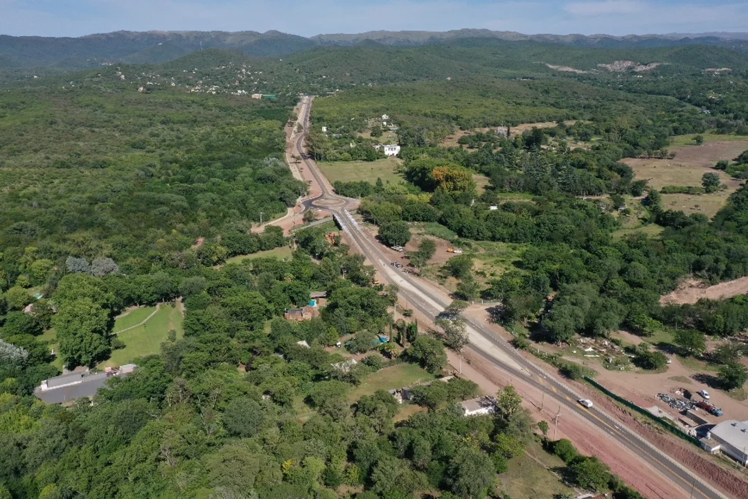 Unquillo: inauguran la pavimentación de la avenida Sabattini