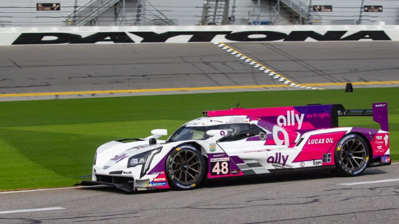 “Pechito” López reemplaza a Johnson en las 12hs de Sebring