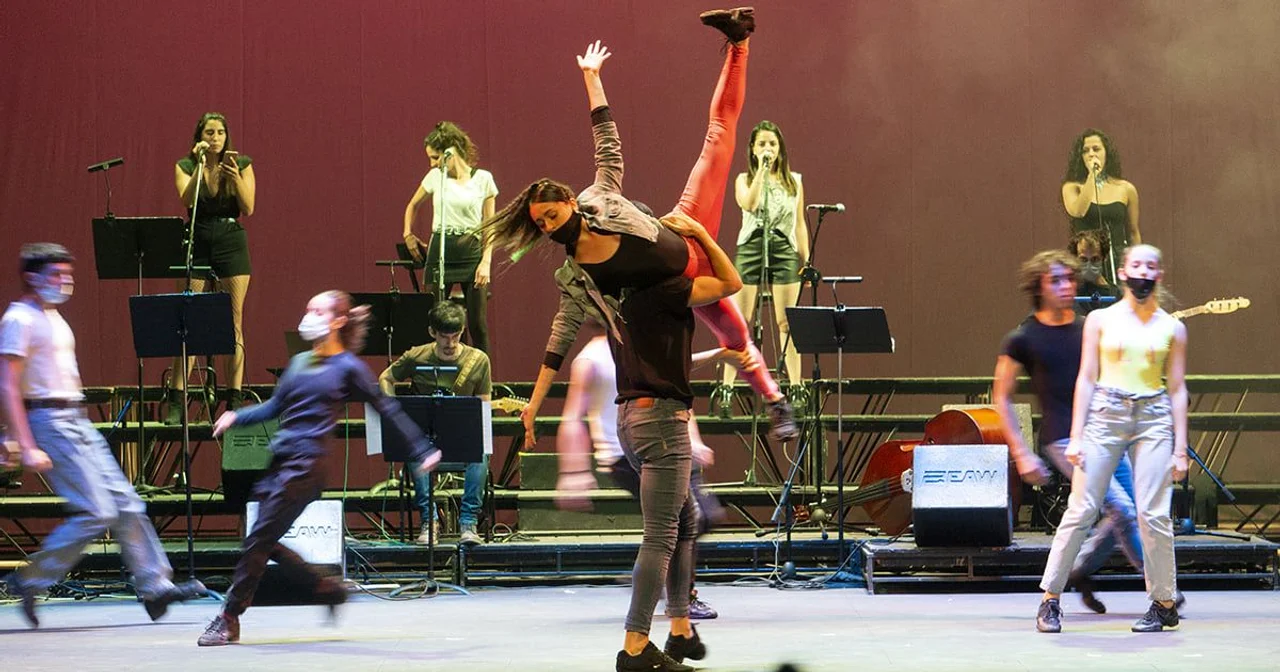Proyecto 21/Historias de Rock, a las 21 este domingo con la Orquesta Académica Juvenil y el DSeminario de Canto y el Seminario de Danza (Foto:Prensa Teatro del Libertador) Virtual se ve por YouTube Cultura CBA
