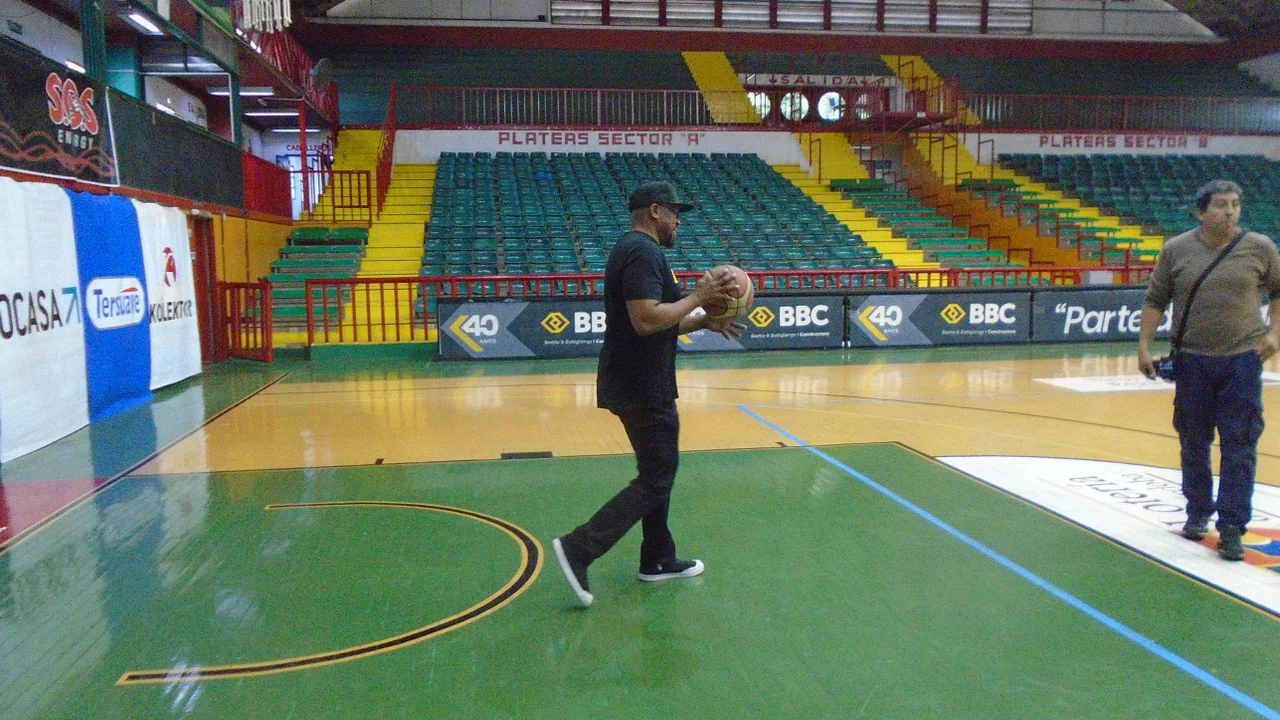Scouting internacional presentado en el Cerutti para desarrollo del Básquet