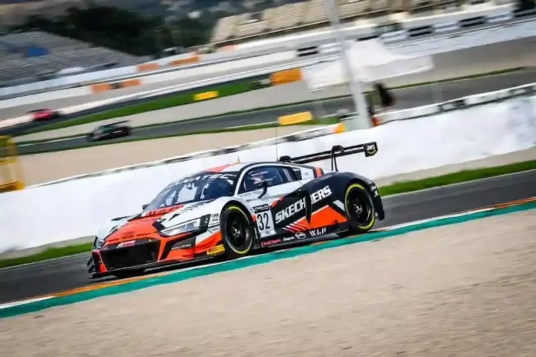 Comienza la temporada del GT World Challenge en el Autodromo Enzo e Dino Ferrari en Imola
