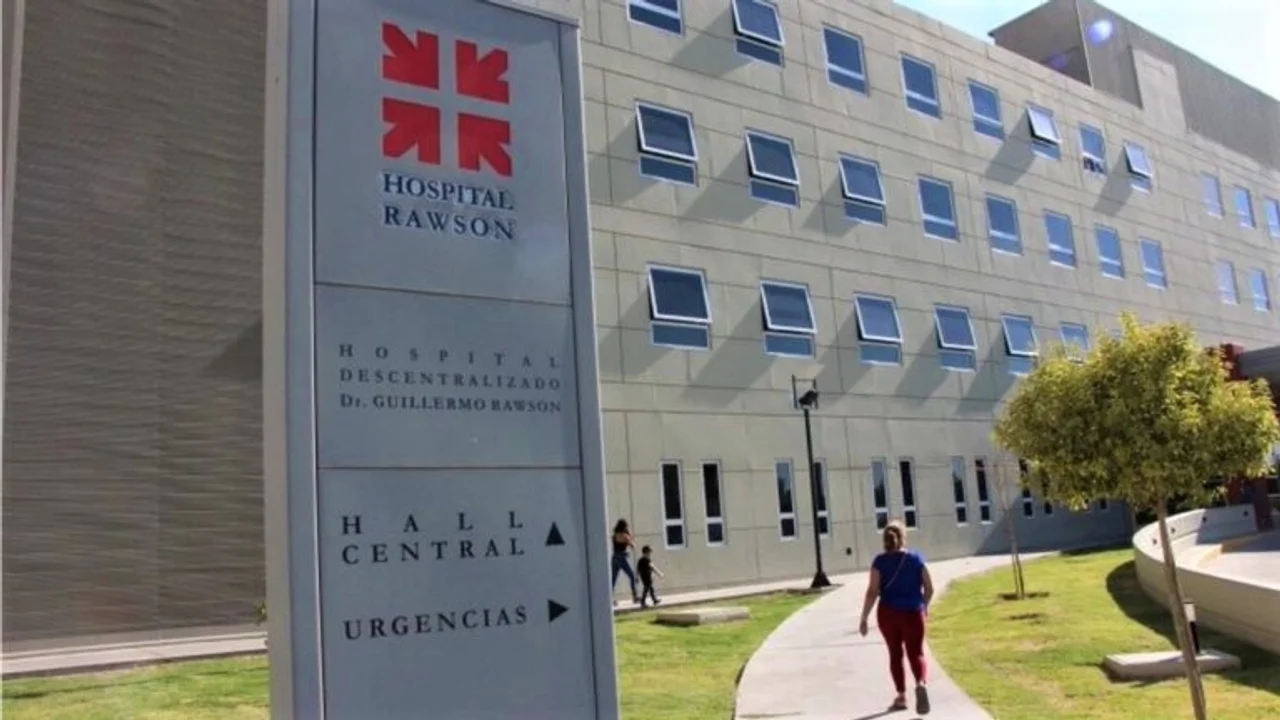 “Está internado en sala común y permanece estable, no tiene signos de enfermedad avanzada en el hígado y neurológicamente está bien”, dijo la médica que lo atiende en el Hospital Rawson de San Juan. Foto: infocaucete.com.ar