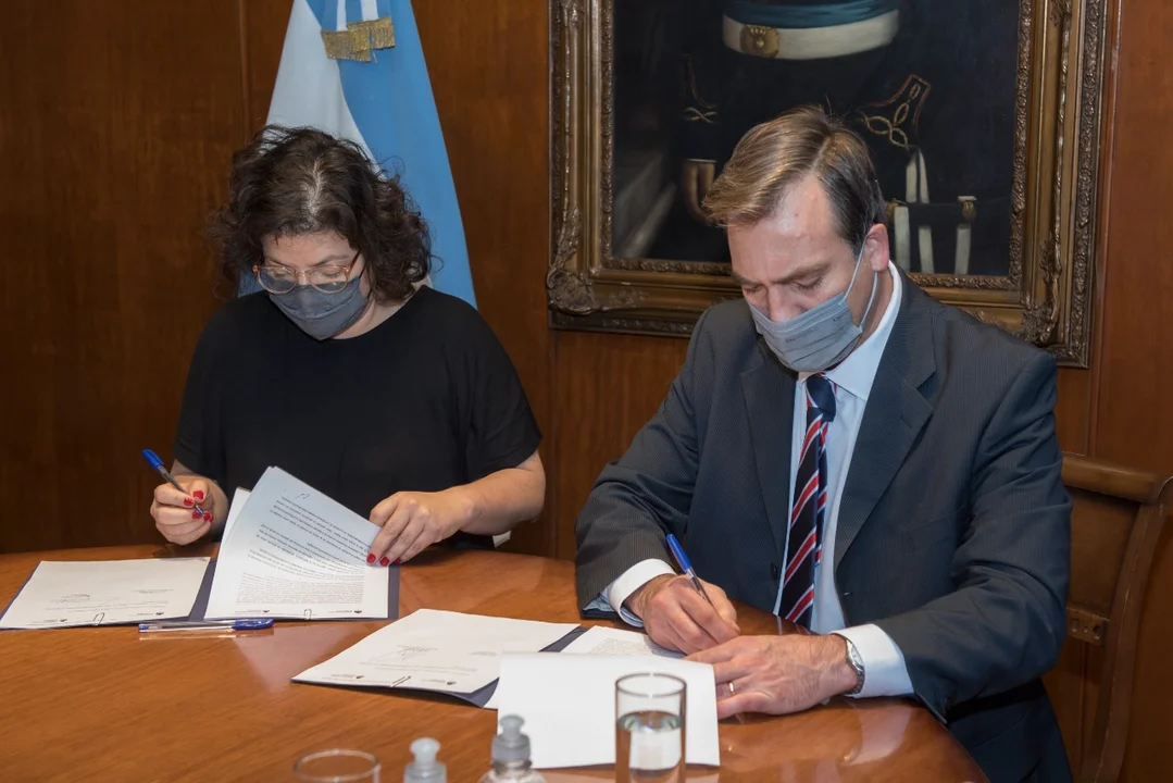 Vizzotti y Soria crearon una comisión para implementar estándares de los servicios de Salud Mental