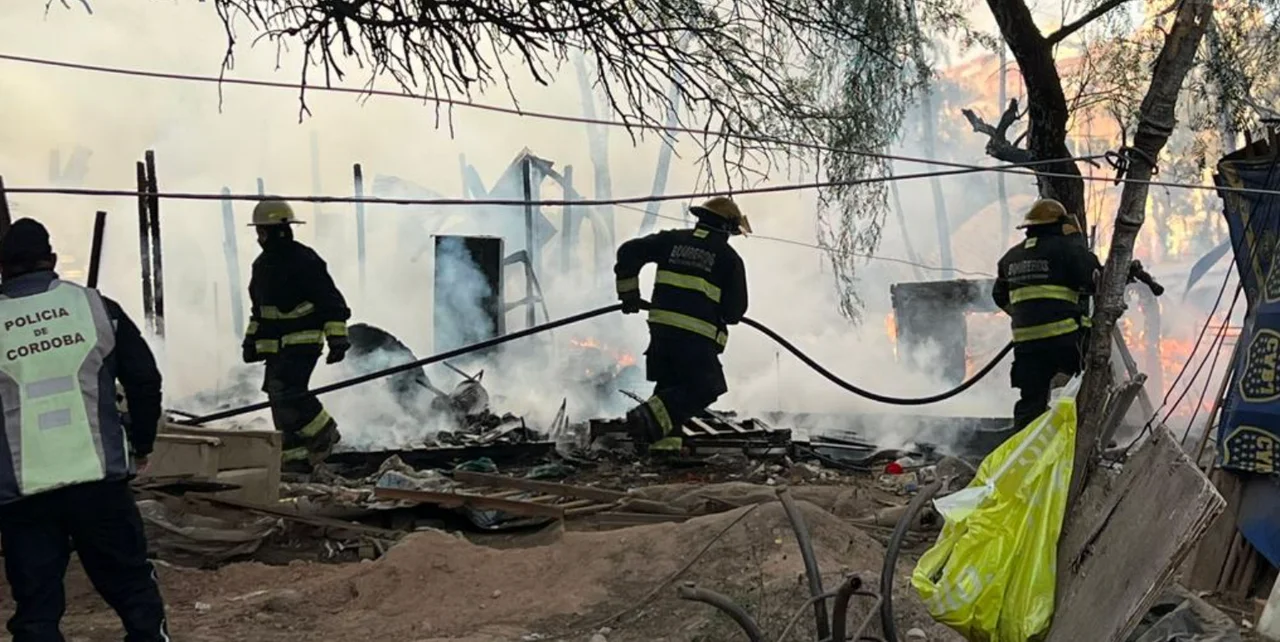 Incendio en La Tablita. Foto: Ariel Mansilla