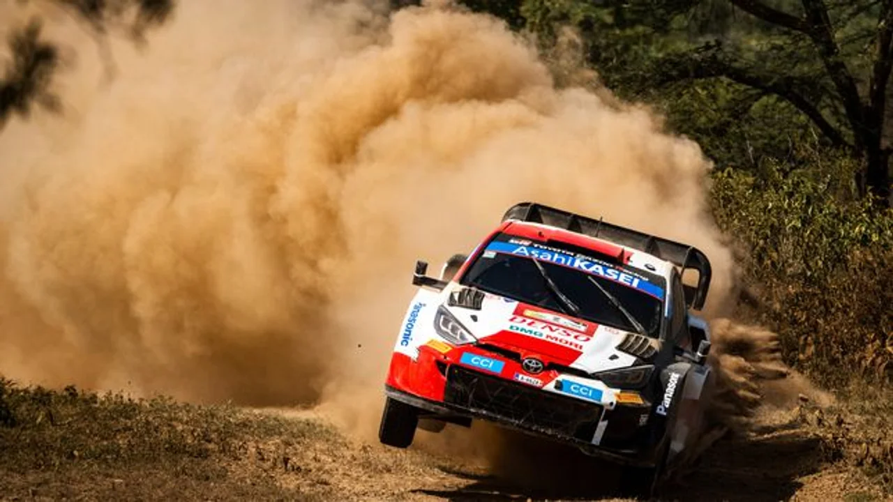 Sebastien Ogier lidera en Kenia