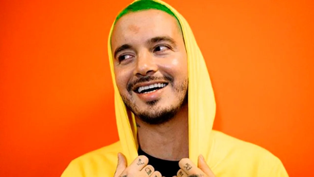 J Balvin recibió el 2023 en Carlos Paz junto a su familia 