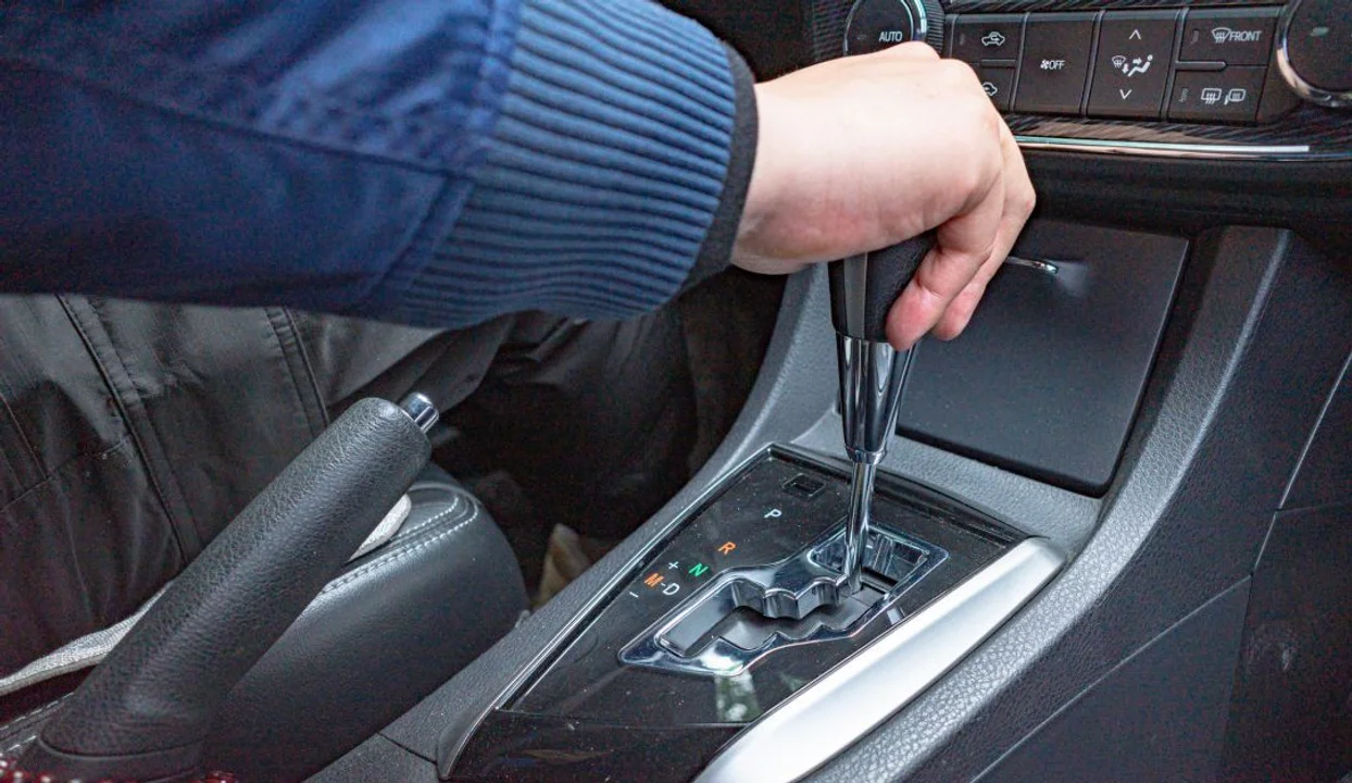 Los argentinos empiezan a preferir los autos automáticos 