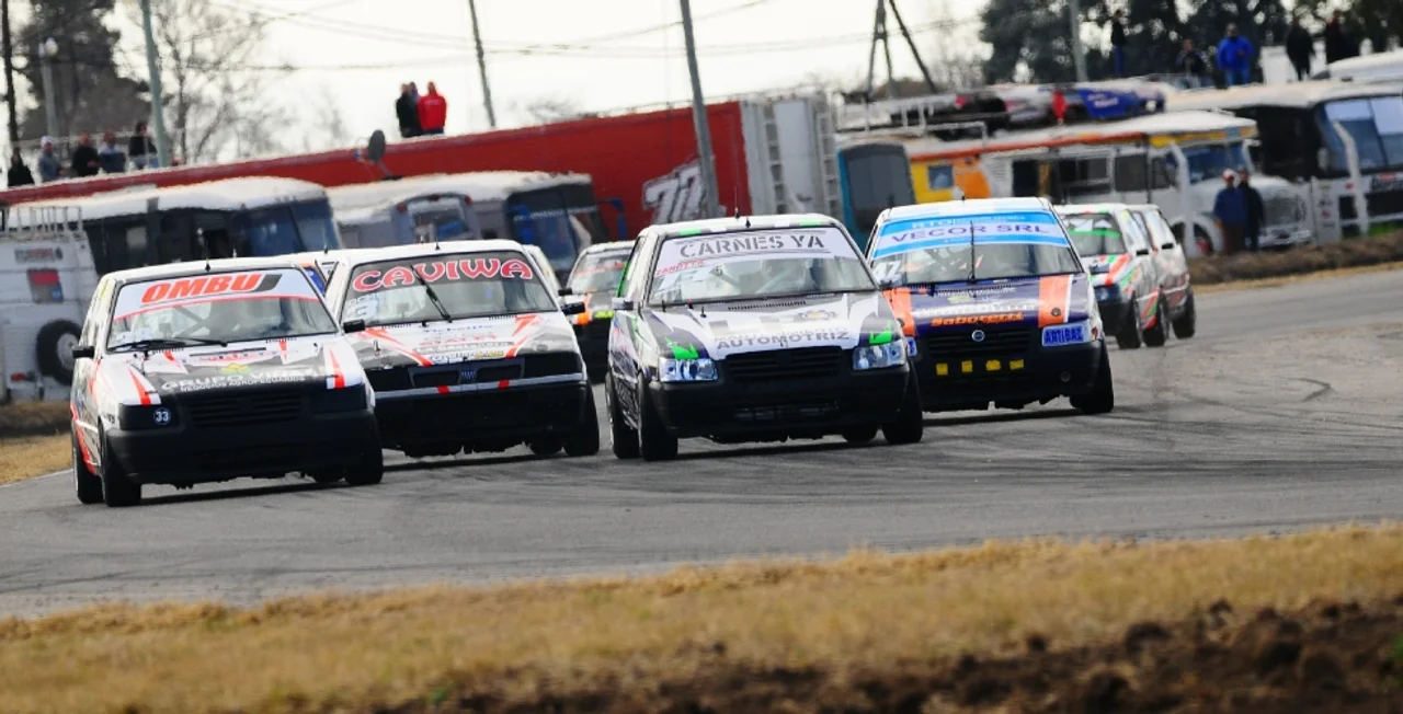Córdoba Pista en el autódromo “Oscar Cabalén”