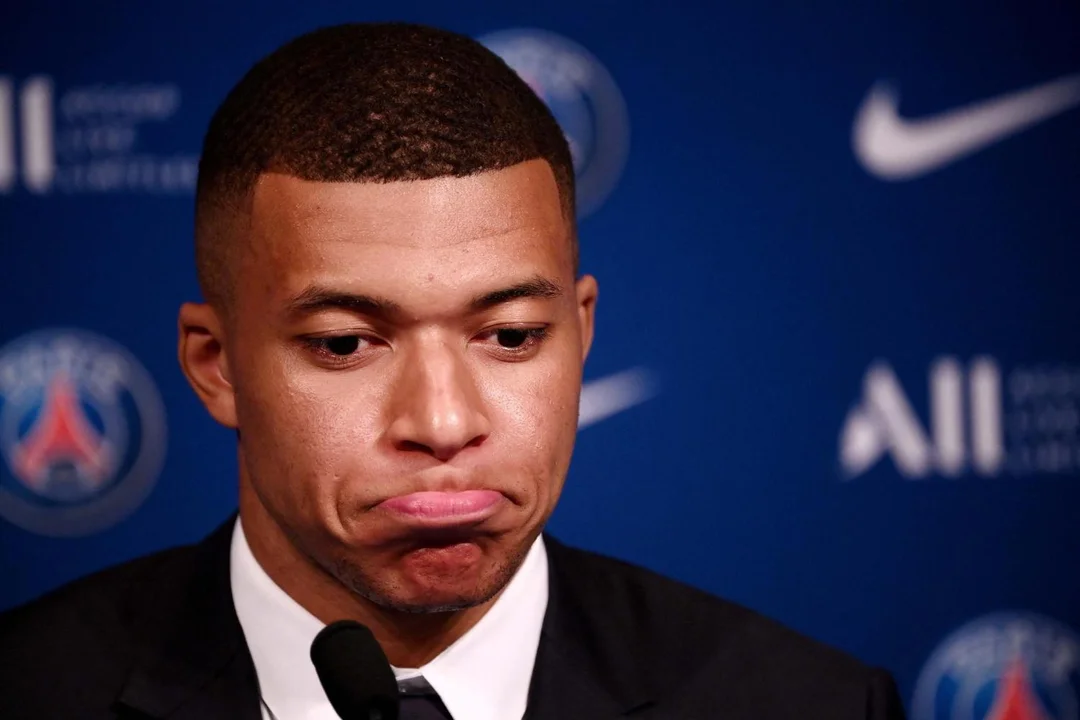 Mbappé le puso condiciones al PSG 