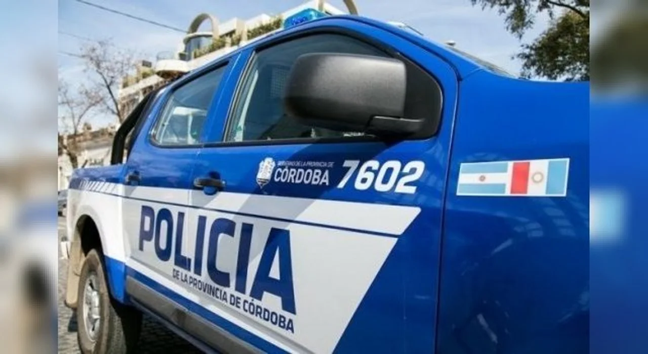 Se desprendió un carro de una camioneta que circulaba y el mismo impactó contra al menos una vendedora de empanadas ambulante. Imagen ilustrativa.