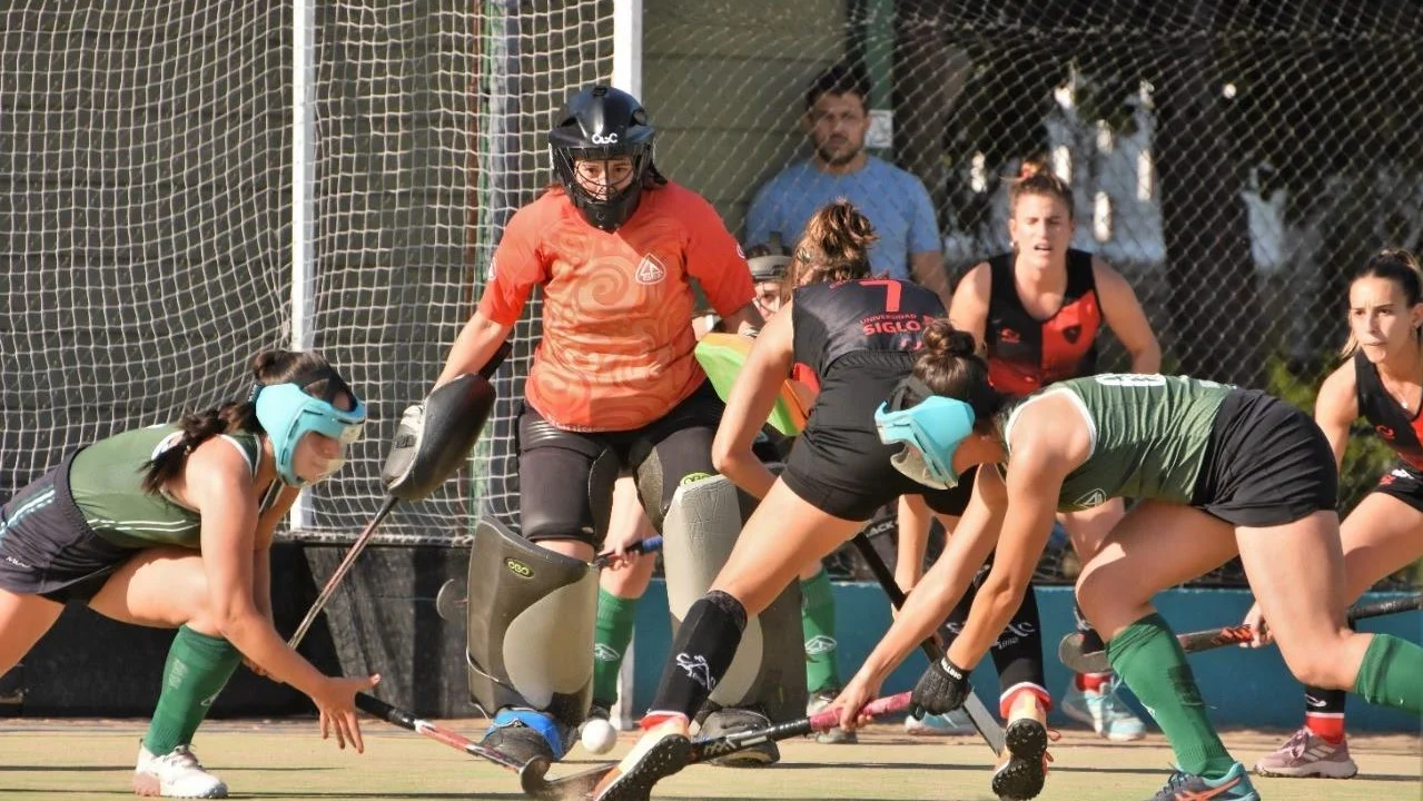 Súper 8 Damas "A" 2022