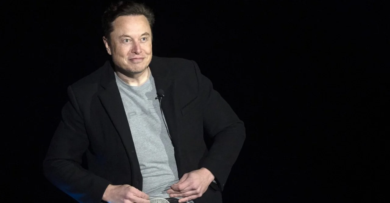 Elon Musk despidió al director ejecutivo de Twitter, Parag Agrawal, así como a otros dos altos cargos. Foto: AFP.