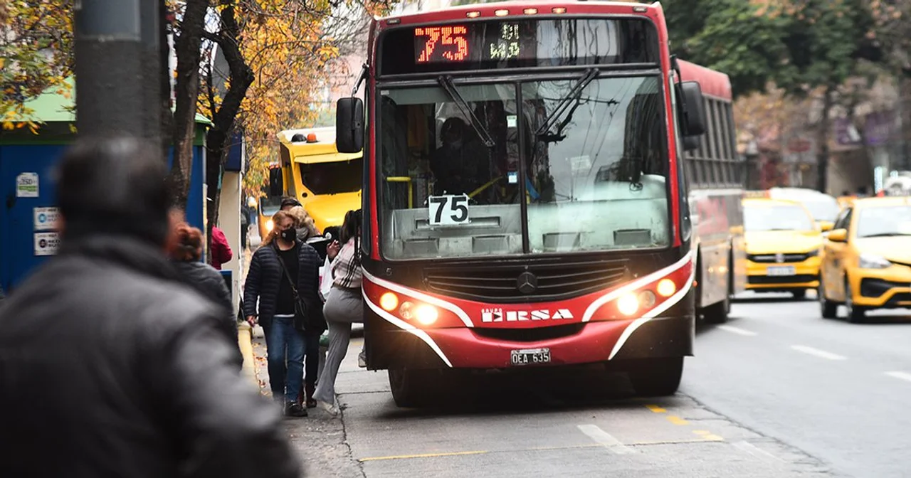 Transporte urbano en feriado. Foto: La Voz del Interior.