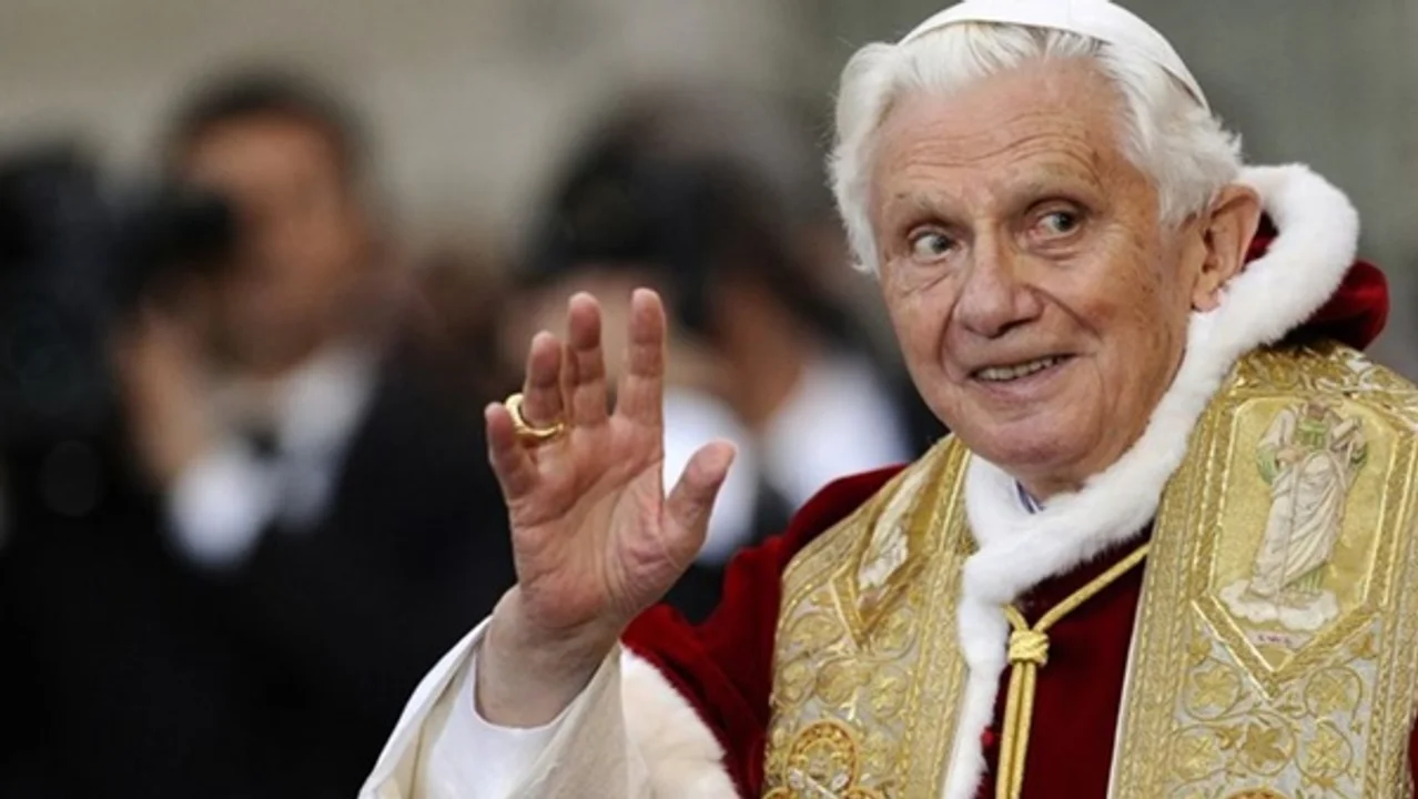 Ratzinger, nacido en la ciudad bávara de Marktl el 16 de abril de 1927, nunca se arrepintió de la dimisión.