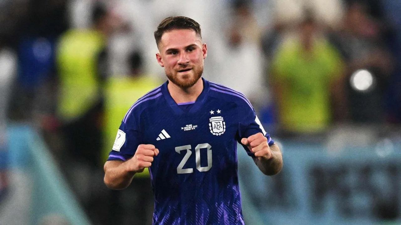 "El apoyo de la gente es Increíble" dijo Alexis Mac Allister al partir hacia Inglaterra