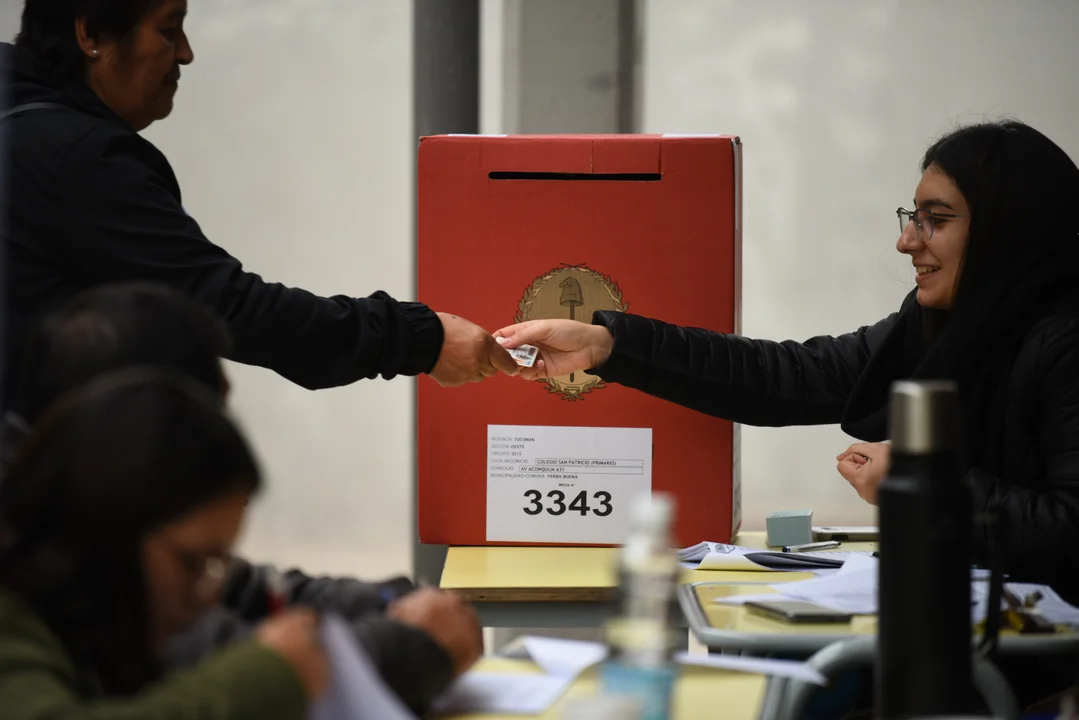 Tras la suspensión de la Corte Suprema de Justicia, los tucumanos eligen gobernador el próximo domingo. Foto: Télam