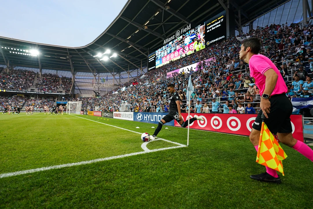El gol olímpico de Bebelo Reynoso en la MLS