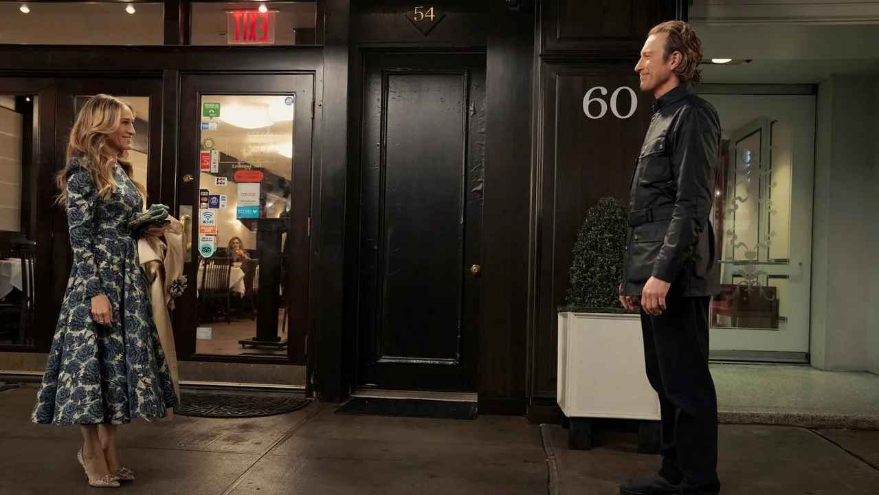 Sarah Jessica Parker y John Colbert en la segunda temporada de "And Just Like That" (Foto HBO Max)