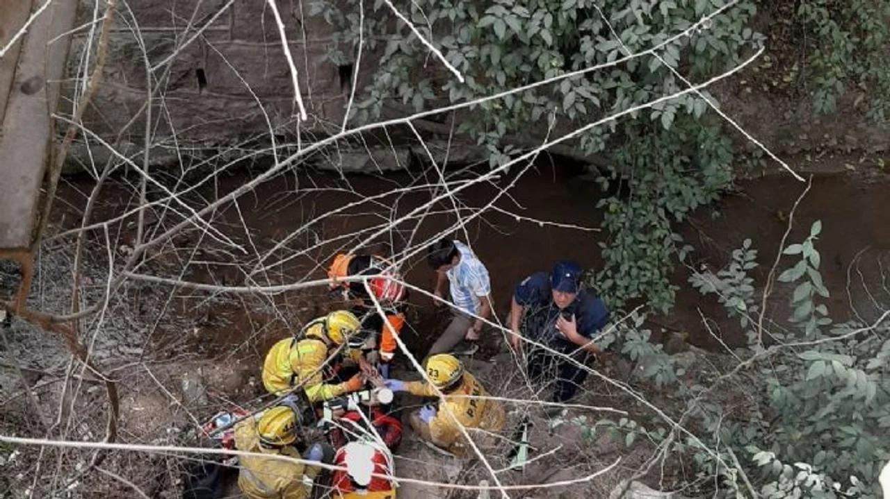 El damnificado cayó desde 10 metros.