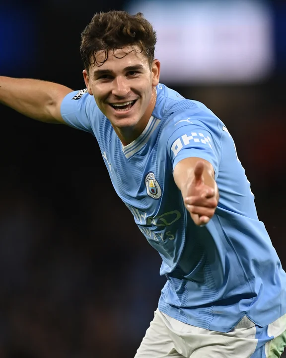 Julián Álvarez le dio el triunfo al City con un golazo