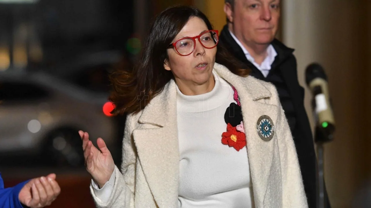 Batakis fue imputada de varios delitos vinculados a la función pública.