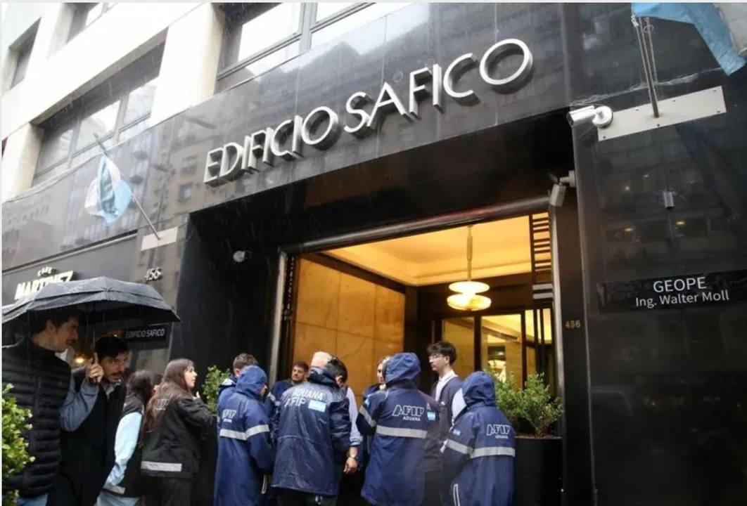 Las cuevas allanadas estaban en pleno centro porteño.
