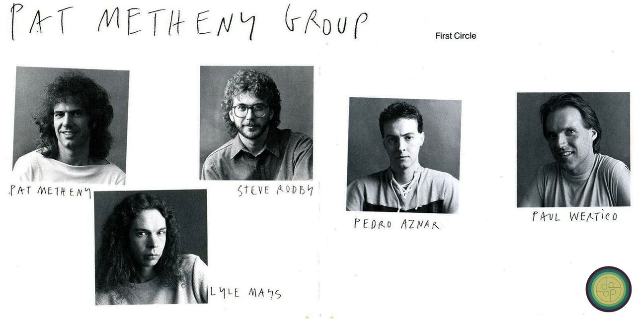 Pat Metheny Group en el desplegable interno de la versión vinilo de First Circle. Foto: Archivo Víctor Pintos