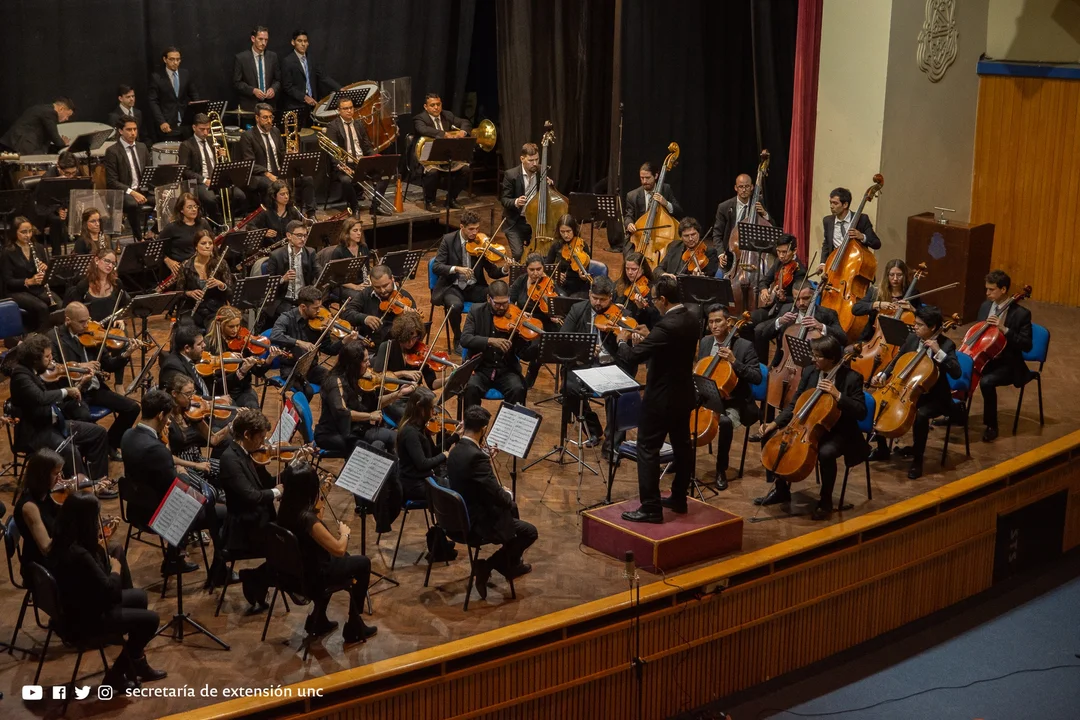 Orquesta Sinfónica de la UNC, dirigida por el Maestro Hadrián Ávila Arzuza (Foto: redes)