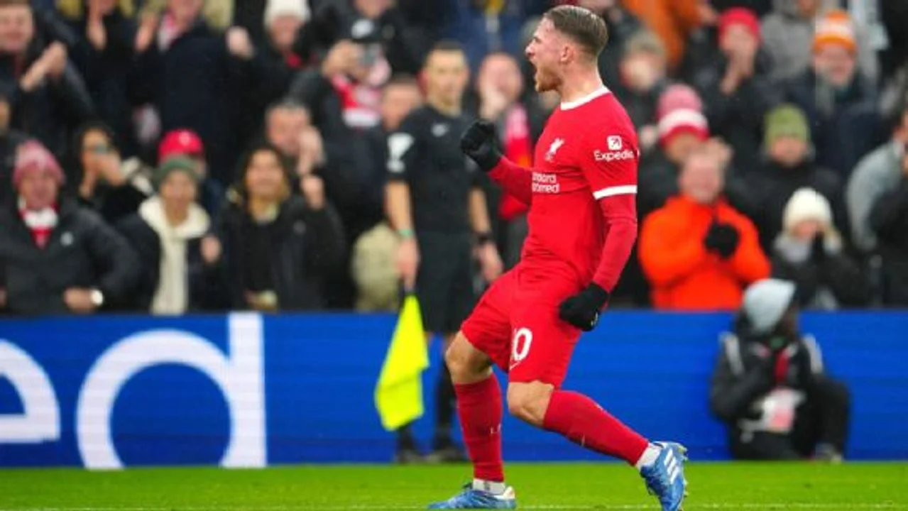 Con un tremendo zapatazo, Mac Allister convirtió su primer gol con Liverpool