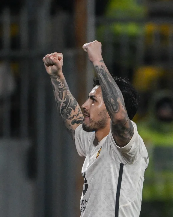 Dybala y Paredes convirtieron un tanto cada uno en goleada de Roma ante Monza