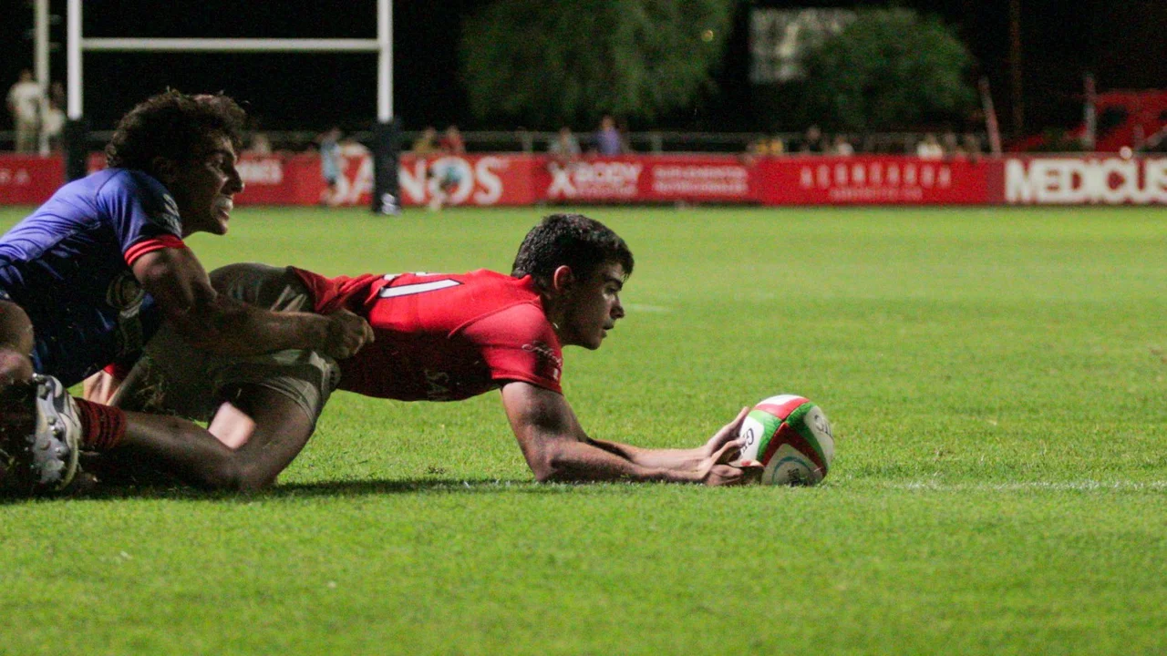 Tercer triunfo consecutivo de los Dogos XV